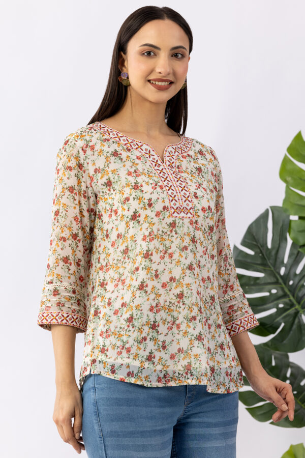 chiffon top women cream printed round neck with 3/4 sleeves