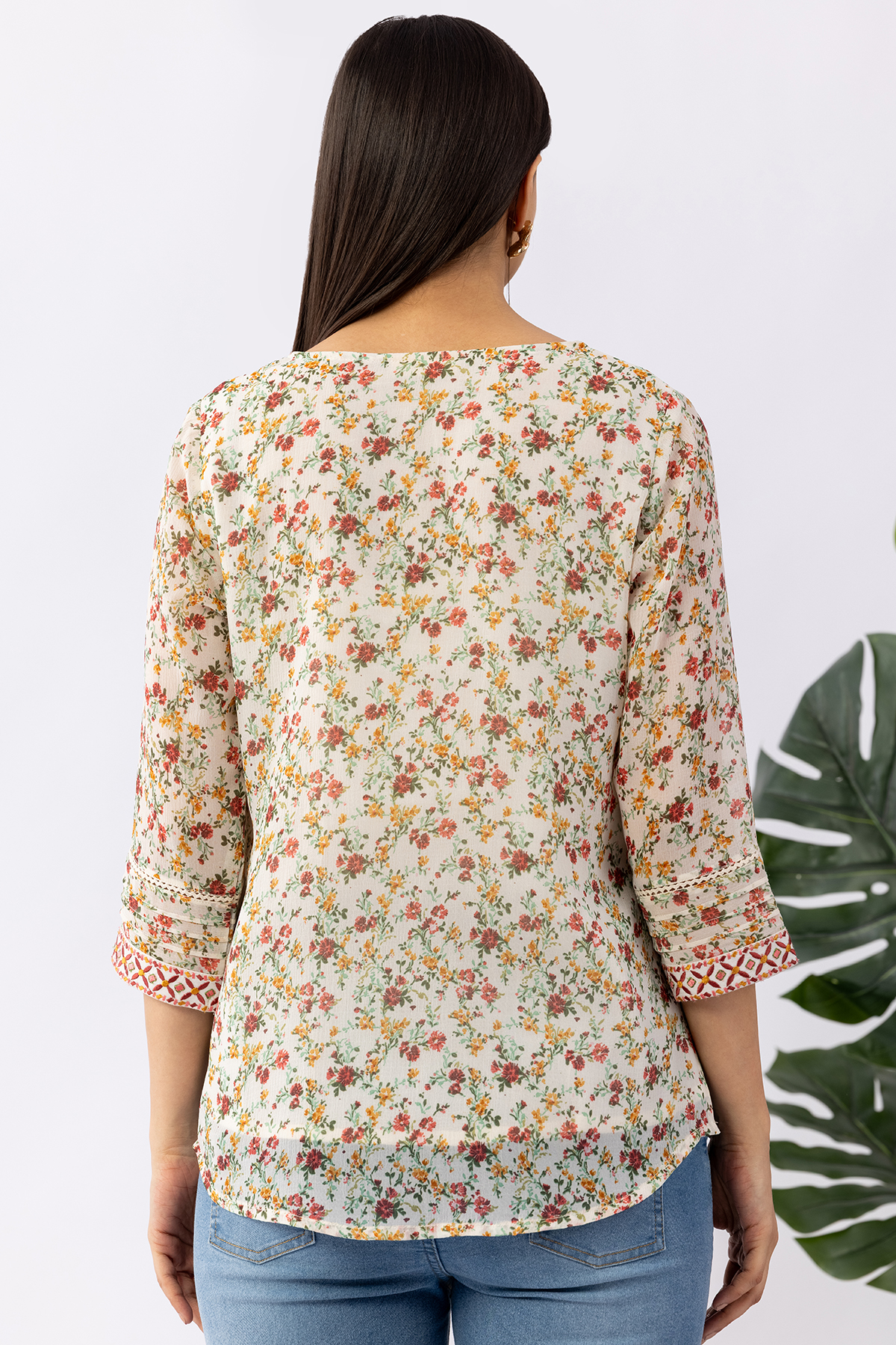 chiffon top women cream printed round neck with 3/4 sleeves