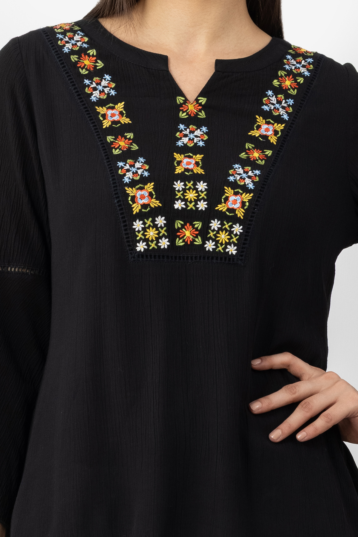 women's black top embroidered viscose crepe round neck 3/4 sleeves regular fit