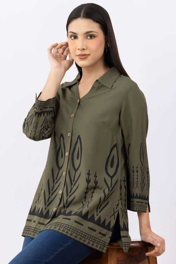 woman printed shirt olive viscose collared with 3/4 sleeves