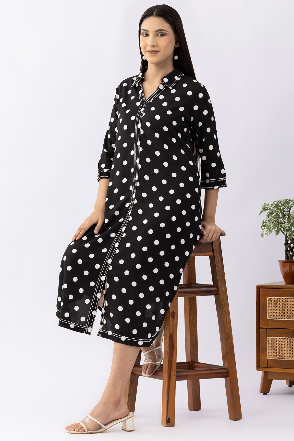 black printed dress viscose collared neck with 3/4 sleeves casual wear