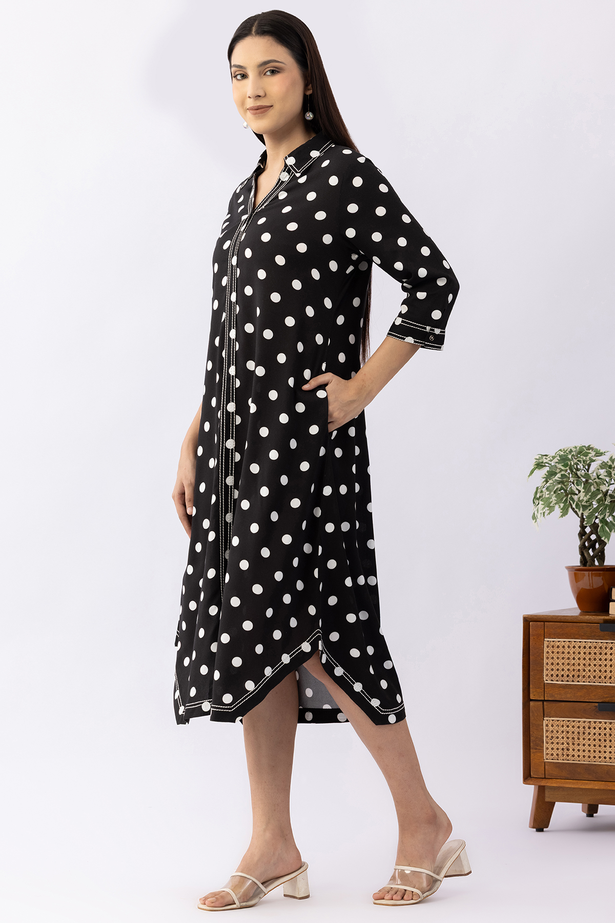 black printed dress viscose collared neck with 3/4 sleeves casual wear