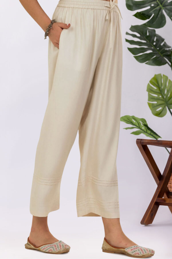Solid cream Tencel twill pants for women regular fit