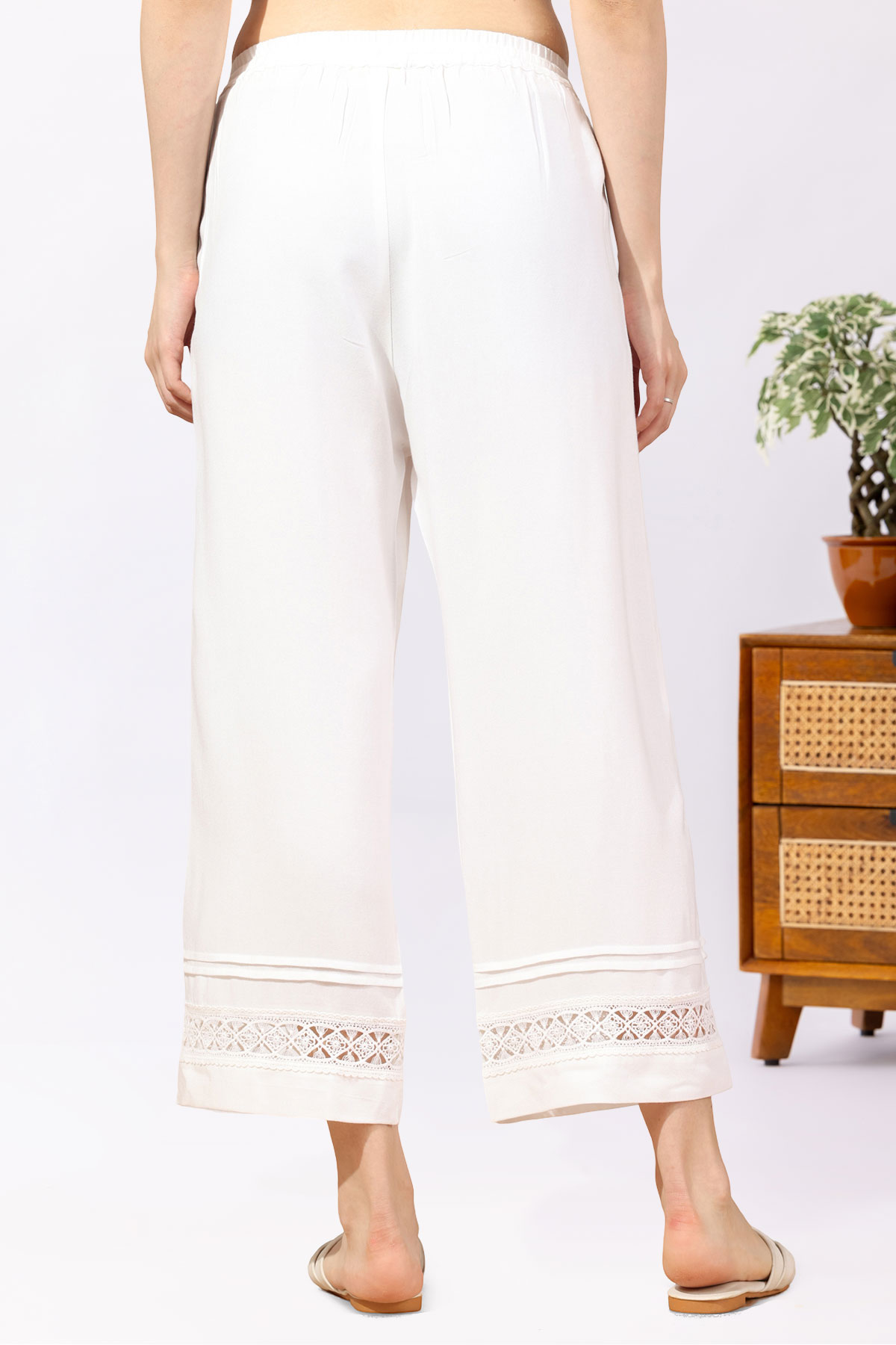Solid white Tencel twill pants for women regular fit