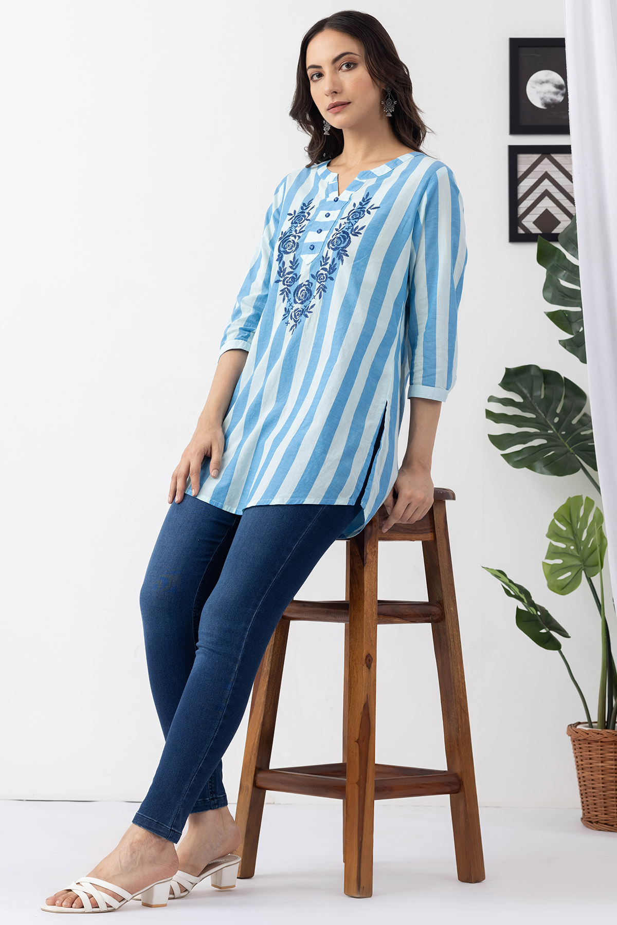 ladies cotton tunic top blue embroidered cotton stripe round neck 3/4 sleeves