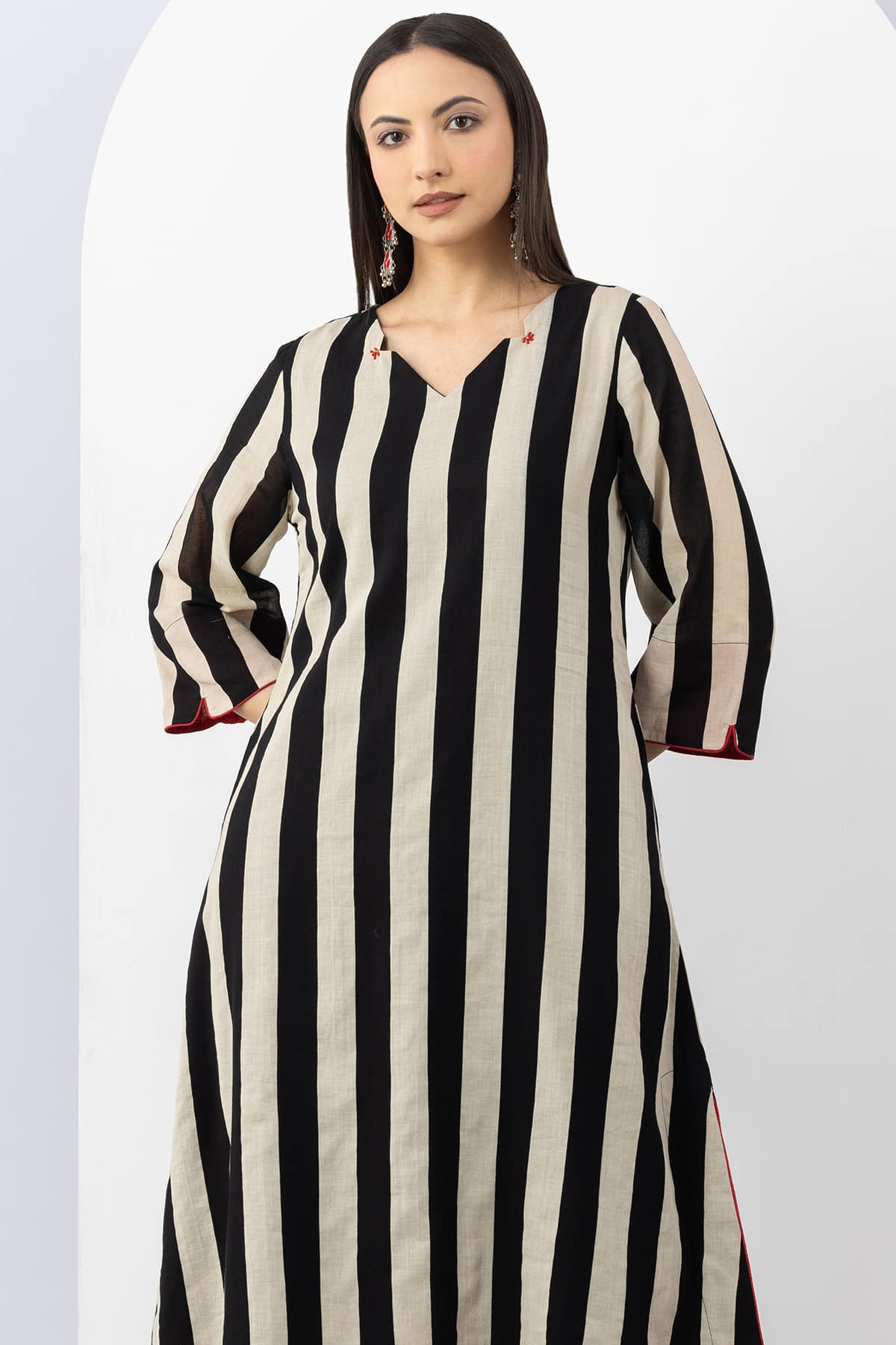 cotton kurti for women black beige stripe v neck 3/4 sleeves