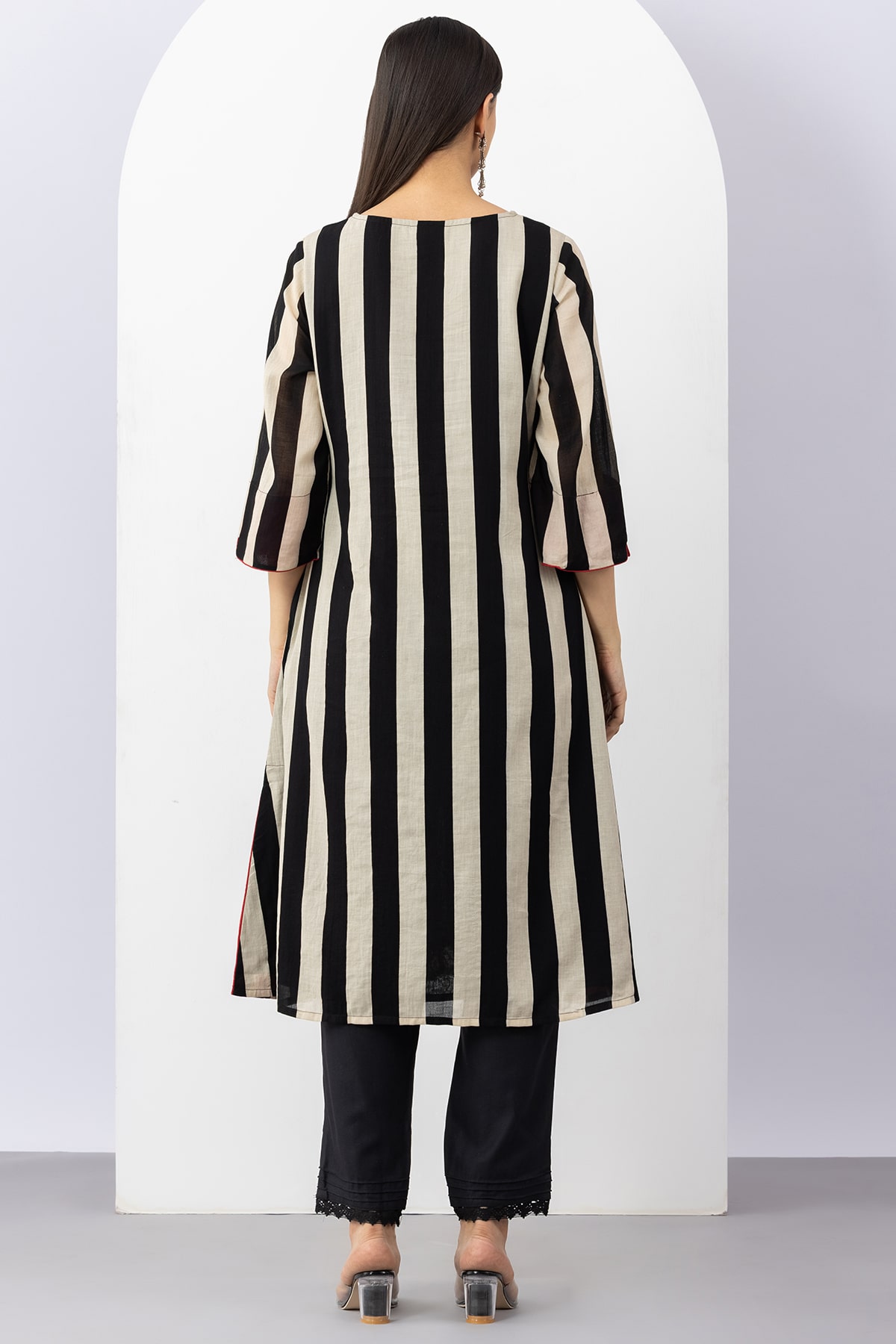 cotton kurti for women black beige stripe v neck 3/4 sleeves