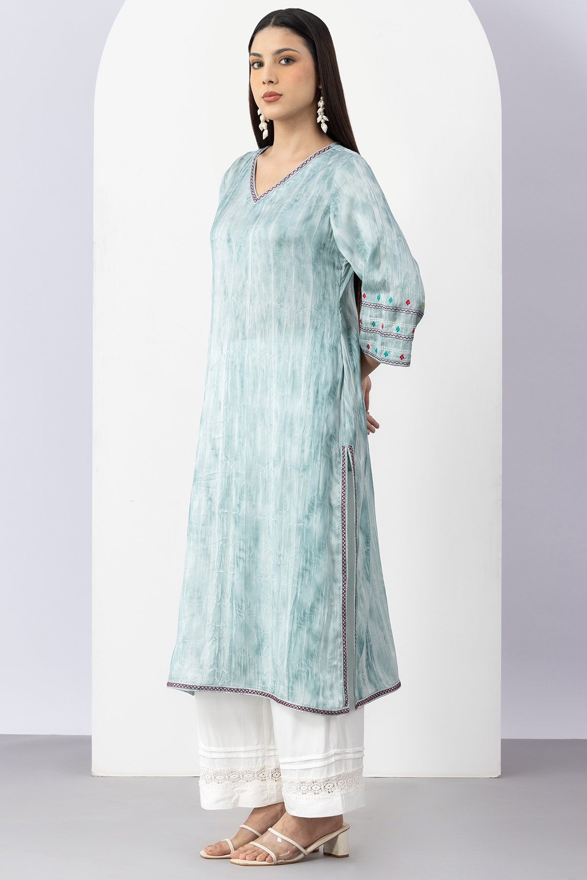 printed kurti women greyish blue viscose v neck 3/4 sleeves