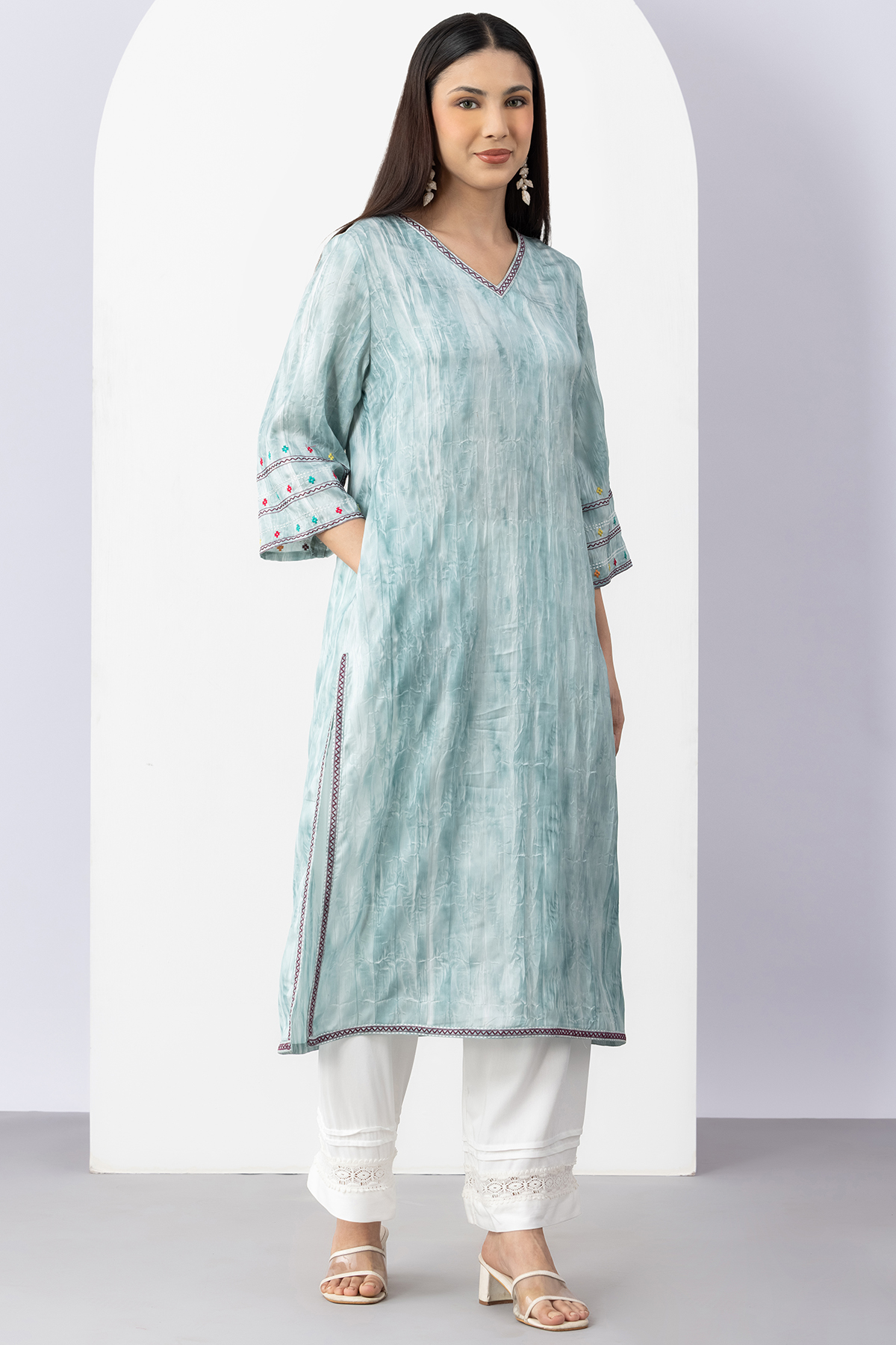 printed kurti women greyish blue viscose v neck 3/4 sleeves